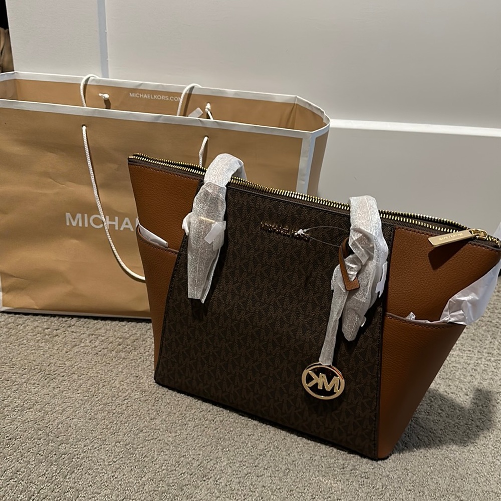 Michael Kors Large Zip Tote